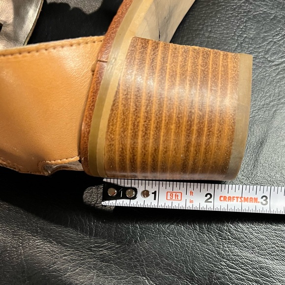 Sam Edelman 8.5 Tan Studded block Heel Sandals - Picture 7 of 7